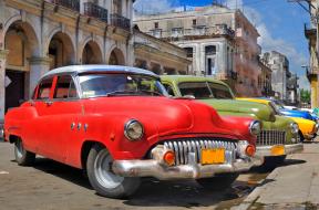 Vanhat-jenkkiautot-Havanna-Kuuba